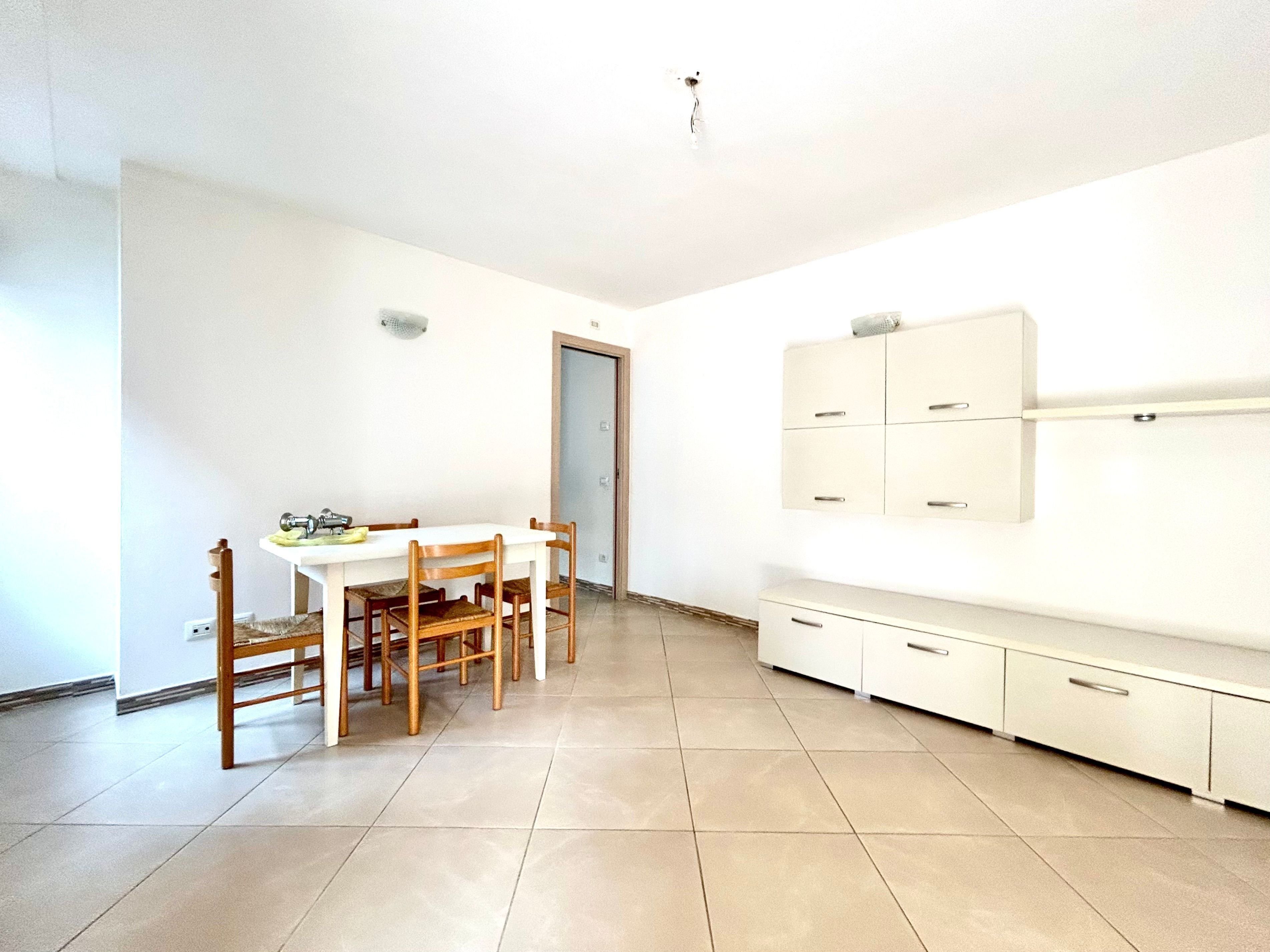 Wohnung zum Kauf 200.000 € 2 Zimmer 40 m²<br/>Wohnfläche EG<br/>Geschoss Piazza Guerrieri Bardolino (VR) 37011