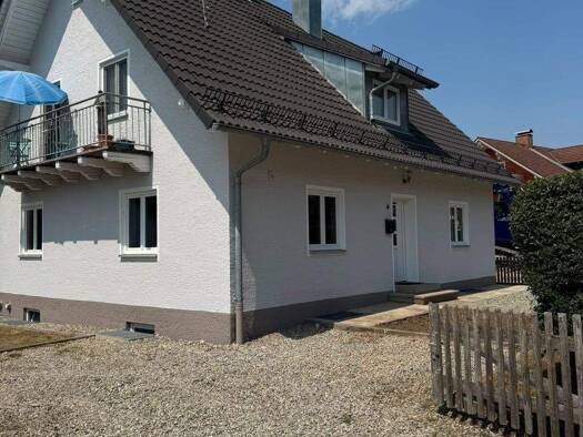 Einfamilienhaus zum Kauf als Kapitalanlage geeignet 579.000 € 6 Zimmer 147,5 m² 367 m² Grundstück Pürgen Pürgen 86932