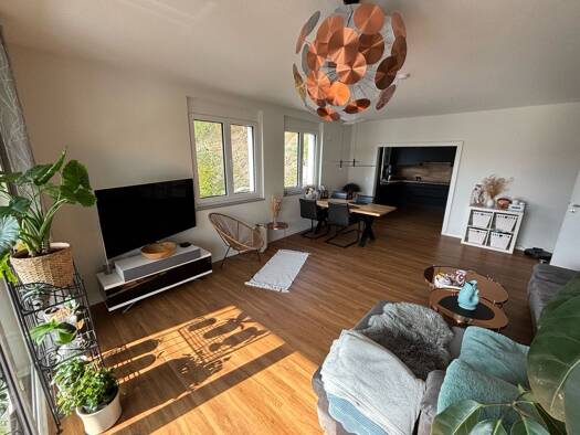 Wohnung zur Miete 1.710 € 4 Zimmer 133 m² Geschoss 1/3 frei ab 01.03.2026 Lengfeld Würzburg 97076