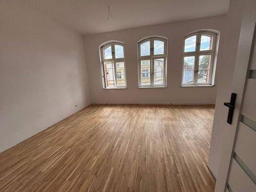 Wohnung zur Miete 1.107 € 4 Zimmer 123 m² 1. Geschoss frei ab sofort Bahnhofstrasse 49 Grimmen 18507