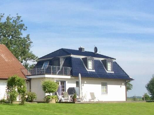 Doppelhaushälfte zur Miete 1.300 € 4 Zimmer 135 m² frei ab 01.09.2026 Ecklak 25572