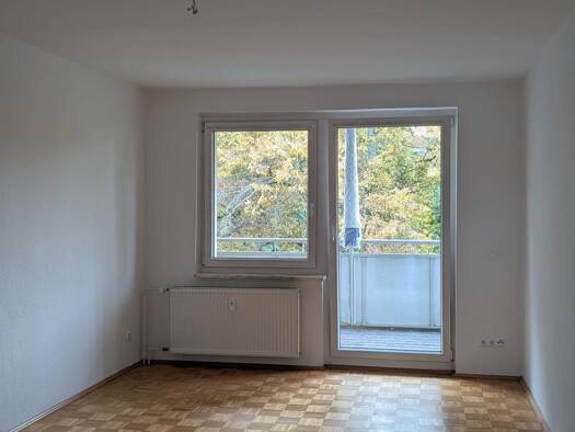 Wohnung zur Miete 420 € 3 Zimmer 82 m² Geschoss 3/4 frei ab sofort Furth Chemnitz 09114