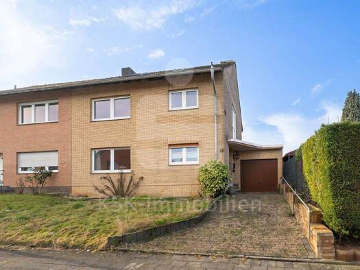 Doppelhaushälfte zum Kauf 299.000 € 6 Zimmer 126,5 m² 592 m² Grundstück Kaster Bedburg 50181