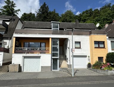 Mehrfamilienhaus zum Kauf provisionsfrei 555.000 € 309,5 m² 1.434 m² Grundstück frei ab sofort Güls 4 Koblenz 56072