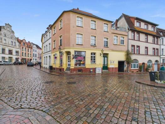 Einfamilienhaus zum Kauf 250.000 € 7 Zimmer 127 m² 94 m² Grundstück Altstadt Wismar 23966