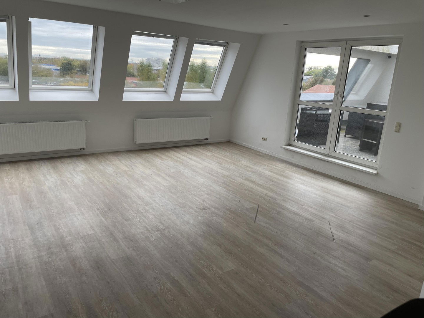 Terrassenwohnung zur Miete 2.250 € 4,5 Zimmer 168 m²<br/>Wohnfläche 3.<br/>Geschoss Max-Planck-Straße 17 Unterschleißheim Unterschleißheim 85716