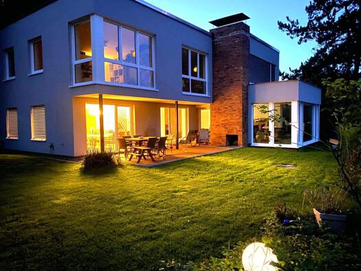 Einfamilienhaus zum Kauf 1.450.000 € 7 Zimmer 316 m² 1.200 m² Grundstück frei ab 01.02.2026 Marbach Marburg 35041