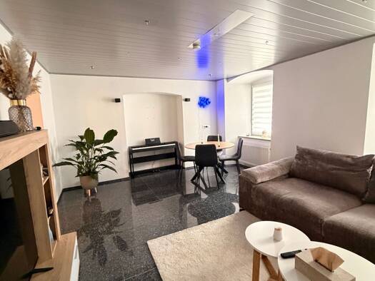 Wohnung zur Miete 550 € 3 Zimmer 76 m² Geschoss 1/2 frei ab 01.09.2026 Perlesreut Perlesreut 94157