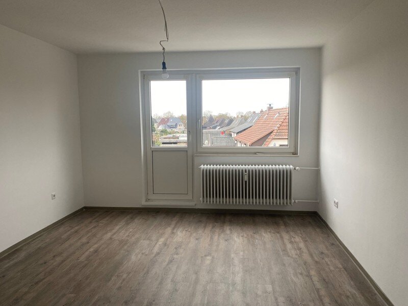 Wohnung zur Miete 618,75 € 4 Zimmer 68,8 m²<br/>Wohnfläche 1.<br/>Geschoss 26.09.2024<br/>Verfügbarkeit Hinter den Ellern 17 Hemelingen Bremen 28309