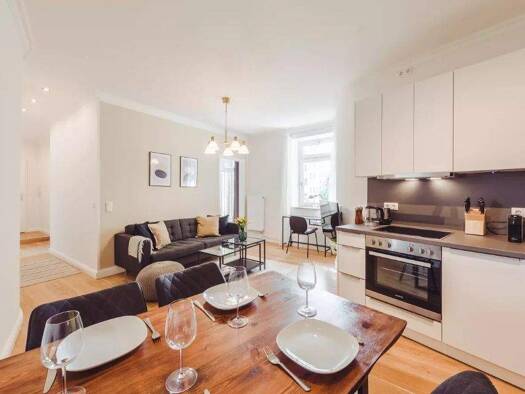 Wohnung zur Miete 700 € 2 Zimmer 60 m² Überseetor 21 Handelshäfen Bremen 28217