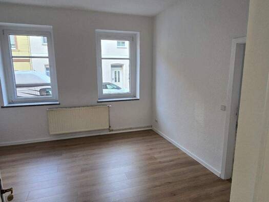 Wohnung zur Miete 400 € 3 Zimmer 55 m² EG frei ab sofort Lerchenstraße 10 Glauchau 08371