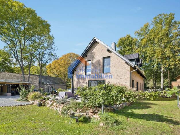 Einfamilienhaus zum Kauf 690.000 € 6 Zimmer 187 m² 4.081 m² Grundstück frei ab 01.07.2027 Eisdorfer Lindenstraße 6 Eisdorf Lübbenau 03222