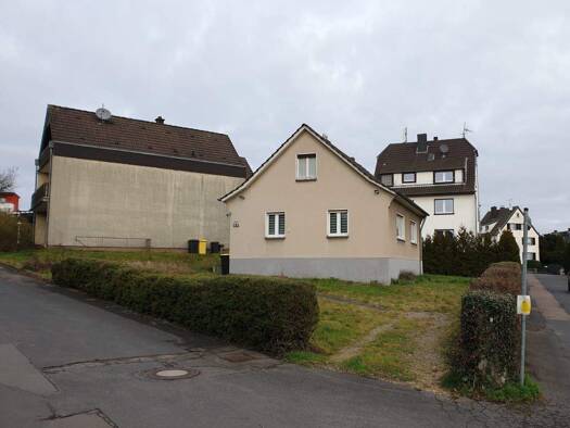 Einfamilienhaus zum Kauf 340.000 € 2 Zimmer 53 m² 423 m² Grundstück frei ab sofort Rösrath 51503