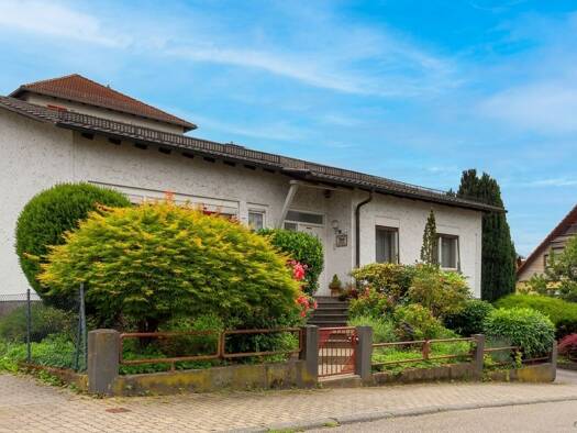 Einfamilienhaus zum Kauf 267.000 € 5 Zimmer 126,1 m² 418 m² Grundstück Mosbach Mosbach 74821