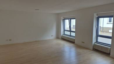 Wohnung zur Miete 660 € 1 Zimmer 95 m² 3 Geschosse frei ab sofort Heiligenwald Schiffweiler 66578