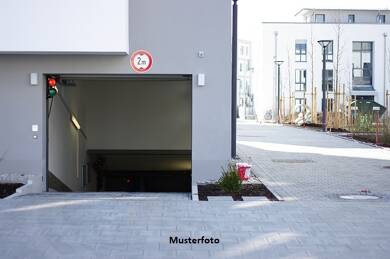 Garage zur Zwangsversteigerung 9.000 € Rendsburg 24768