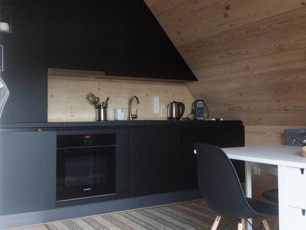 Wohnung zur Miete 1.083 € 2 Zimmer 57 m² 2. Geschoss frei ab 01.10.2026 Zuffenhausen Zuffenhausen 70435