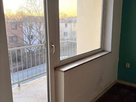 Wohnung zur Miete 640 € 3 Zimmer 75 m² frei ab sofort Wartburgstraße Westend Bremen 28217