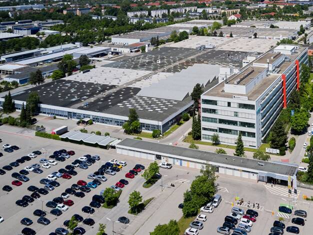 Lagerhalle zur Miete 2.432,9 m² Lagerfläche Werner-von-Siemens Straße 6 Hochfeld Augsburg 86159