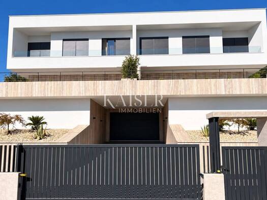 Mehrfamilienhaus zur Miete 4.000 € 4 Zimmer 260 m² Glavani, Kostrena Kostrena 51221
