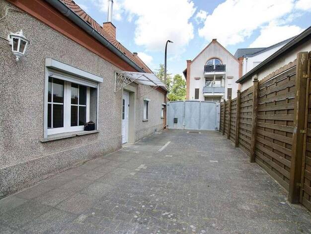Einfamilienhaus zur Miete 2.090 € 6 Zimmer 120 m² 413 m² Grundstück frei ab 01.01.2027 Friedrich-Ebert-Straße 51 Kierdorf Erftstadt 50374