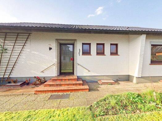 Einfamilienhaus zum Kauf provisionsfrei 269.000 € 4 Zimmer 80 m² 628 m² Grundstück frei ab sofort Ritterhude 27721