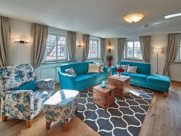Mehrfamilienhaus zum Kauf als Kapitalanlage geeignet 995.000 € 10 Zimmer 265 m² 311 m² Grundstück Steinweg 10 Herzogenaurach 91074