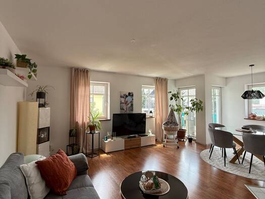 Wohnung zur Miete 950 € 3 Zimmer 85 m² Geschoss 1/2 frei ab sofort Neuburg Neuburg an der Donau 86633