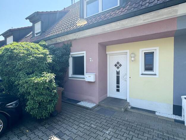 Reihenmittelhaus zum Kauf 379.000 € 4 Zimmer 92 m² 199 m² Grundstück frei ab sofort Ammerndorf 90614