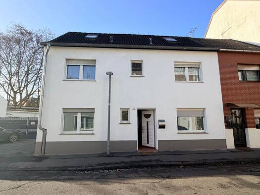 Reihenhaus zur Miete 2.000 € 5,5 Zimmer 130 m² frei ab 16.01.2026 Frechen 50226