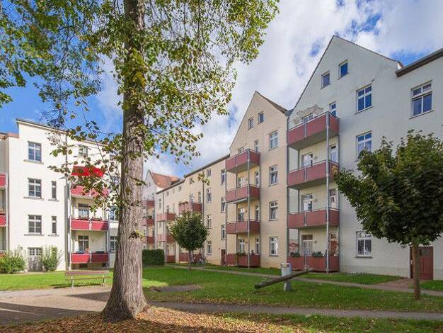 Wohnung zur Miete 475 € 3 Zimmer 73,1 m² 2. Geschoss frei ab 26.09.2026 Dodendorfer Straße 6 Leipziger Str. Magdeburg 39112