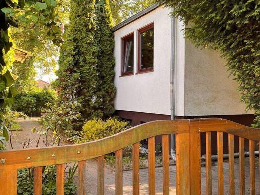Einfamilienhaus zum Kauf 180.000 € 6 Zimmer 120 m² 500 m² Grundstück frei ab sofort Am See 23 Neuruppin 16816
