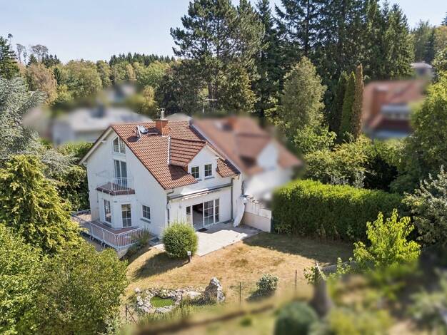 Doppelhaushälfte zum Kauf 435.000 € 3 Zimmer 102 m² 325 m² Grundstück Arnoldshain Schmitten 61389