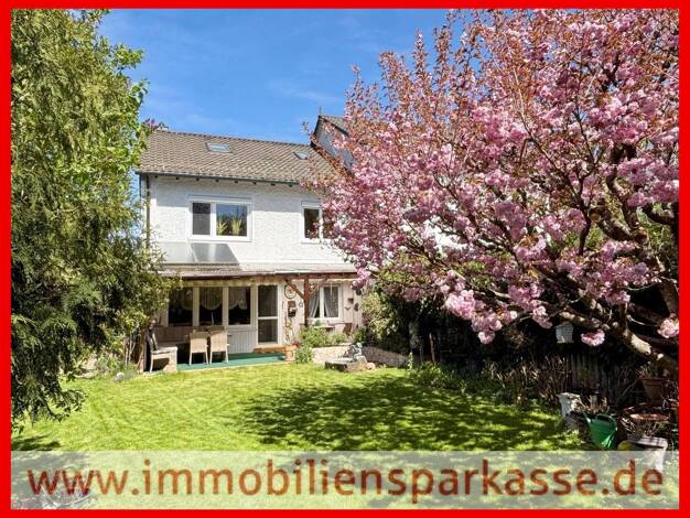 Doppelhaushälfte zum Kauf 360.000 € 5 Zimmer 124,3 m² 376 m² Grundstück Nagold Nagold 72202