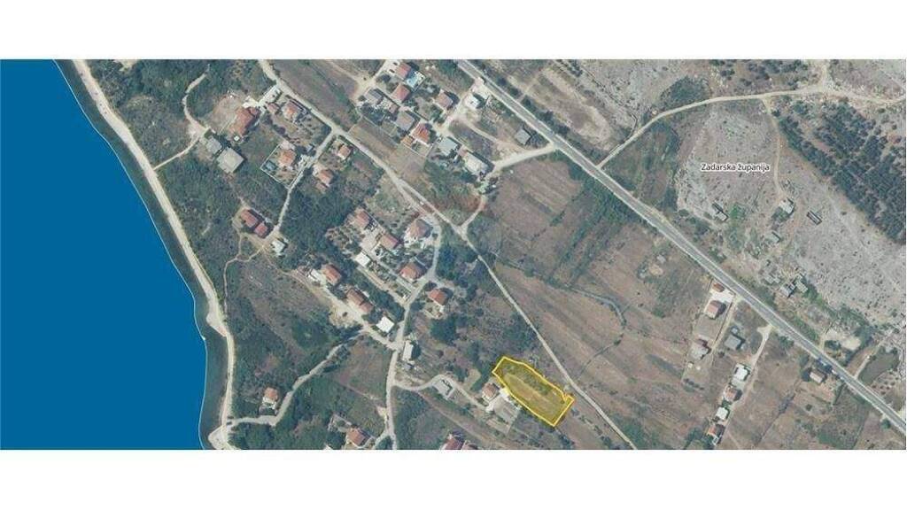 Land-/Forstwirtschaft zum Kauf 285.600 € Razanac