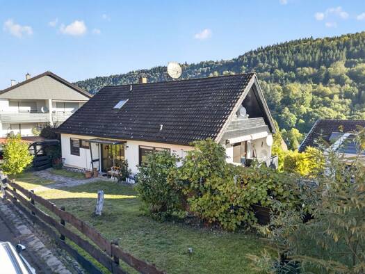 Einfamilienhaus zum Kauf 355.000 € 6 Zimmer 160,4 m² 519 m² Grundstück Unterreichenbach Unterreichenbach 75399