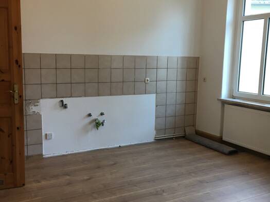 Wohnung zur Miete 400 € 3 Zimmer 81 m² 1. Geschoss frei ab sofort Irchwitz Greiz 07973