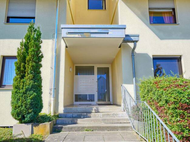 Studio zum Kauf 329.000 € 3 Zimmer 96 m² EG frei ab sofort Köppern Friedrichsdorf 61381