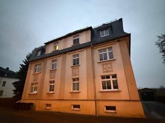 Wohnung zur Miete 312 € 2 Zimmer 56,7 m² 2. Geschoss frei ab sofort Schneppendorfer Straße 4 Crossen Zwickau 08058