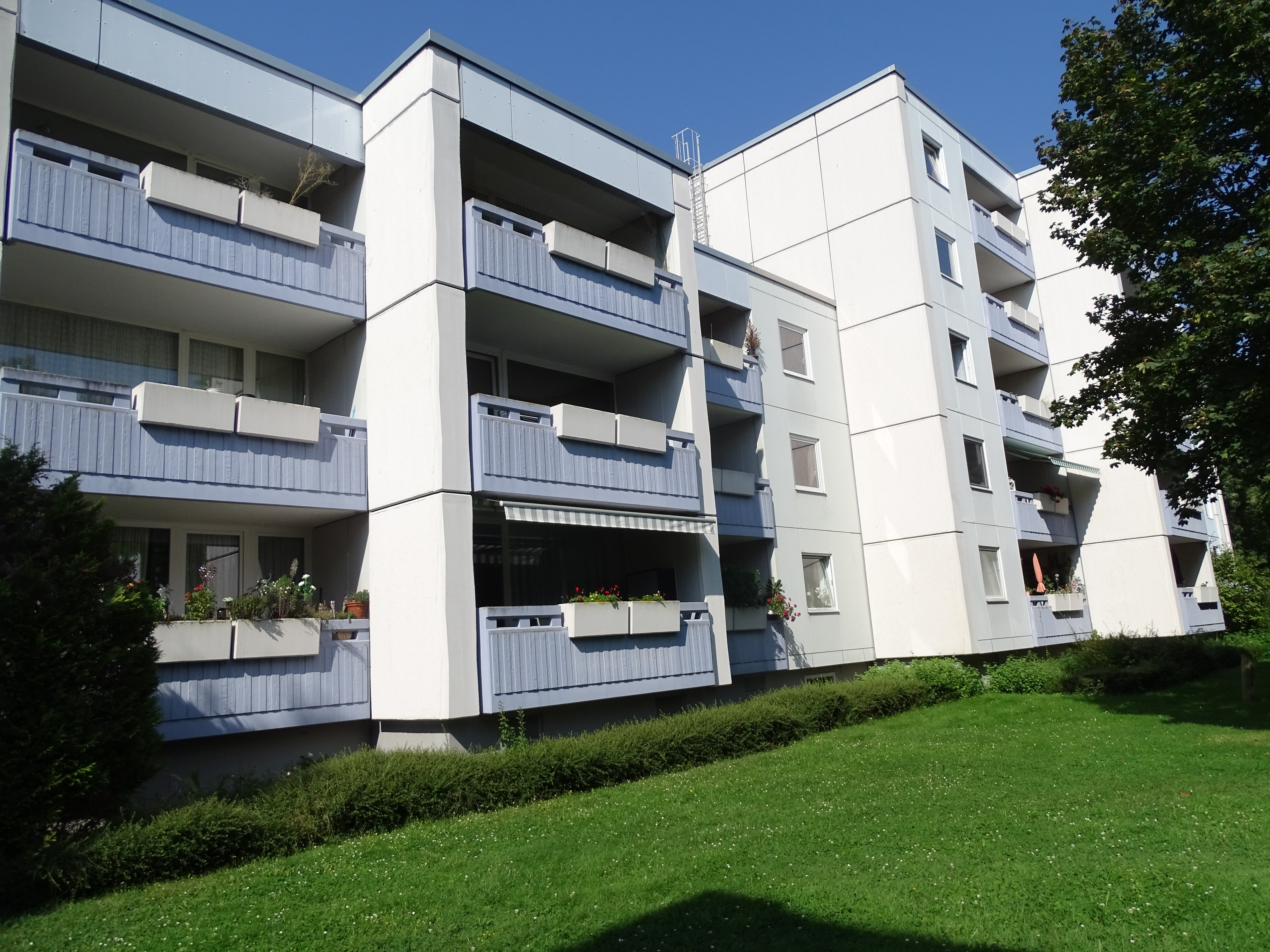 Apartment zum Kauf 119.000 € 1 Zimmer 34,3 m²<br/>Wohnfläche 2.<br/>Geschoss ab sofort<br/>Verfügbarkeit Am Weitgarten 31 Oberkassel Bonn 53227