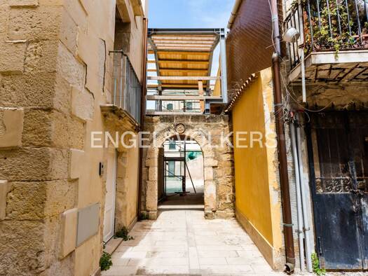 Stadthaus zum Kauf 405.000 € 1,5 Zimmer 100 m² Vicolo Bagnara Syrakus 96100