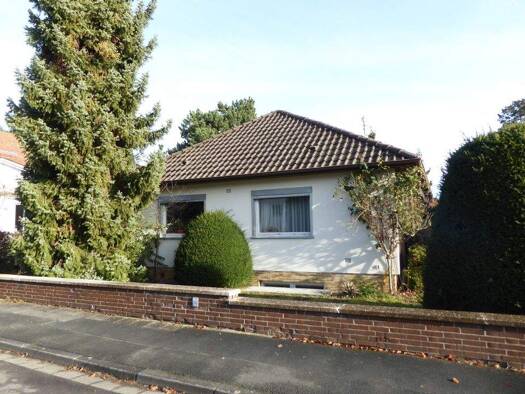 Einfamilienhaus zum Kauf 450.000 € 7 Zimmer 185 m² 550 m² Grundstück Butzbach 35510