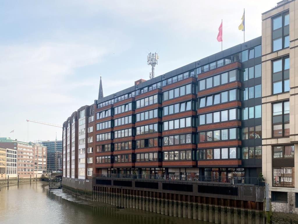 Bürofläche zur Miete provisionsfrei 26 € 1.950 m²<br/>Bürofläche ab 650 m²<br/>Teilbarkeit Hamburg - Altstadt Hamburg 20457