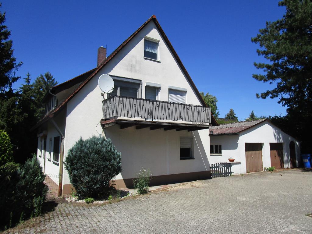 Einfamilienhaus zum Kauf 725.000 € 6 Zimmer 144 m²<br/>Wohnfläche 715 m²<br/>Grundstück ab sofort<br/>Verfügbarkeit Kornburg / Worzeldorf Nürnberg 90455