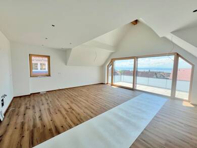 Wohnung zur Miete - Neubau 1.850 € 3,5 Zimmer 94,1 m² Dachgeschoss, 3. Geschoss frei ab sofort Hagnau am Bodensee 88709