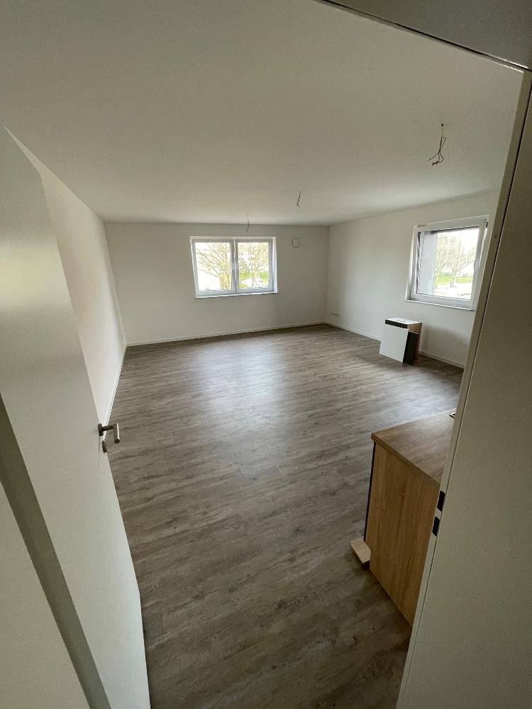 Wohnung zur Miete 620 € 2 Zimmer 60,2 m²<br/>Wohnfläche 01.01.2025<br/>Verfügbarkeit Klushof Bremerhaven 27578