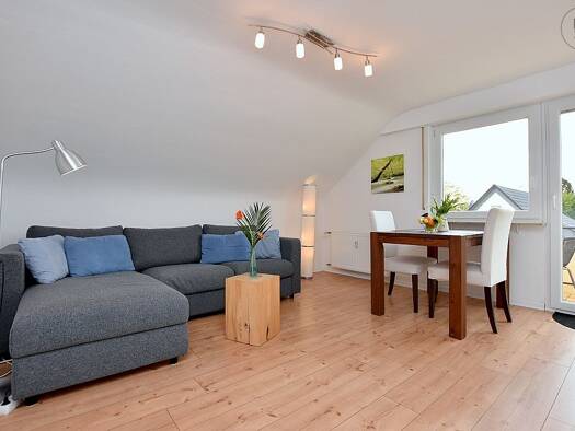 Wohnung zur Miete 1.340 € 2 Zimmer 49 m² 2. Geschoss frei ab sofort Leinfelden 70771