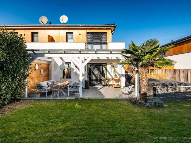 Doppelhaushälfte zum Kauf 535.000 € 4 Zimmer 130 m² 245 m² Grundstück Schöneshof Neunkirchen-Seelscheid 53819