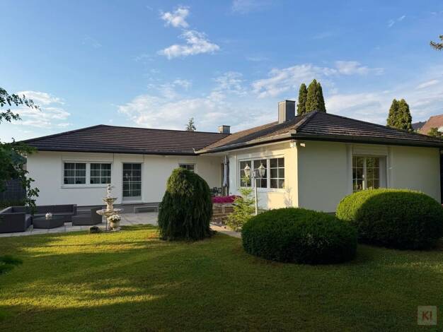 Bungalow zum Kauf 998.000 € 5 Zimmer 151,1 m² 881 m² Grundstück Gaulnhofen Nürnberg 90455