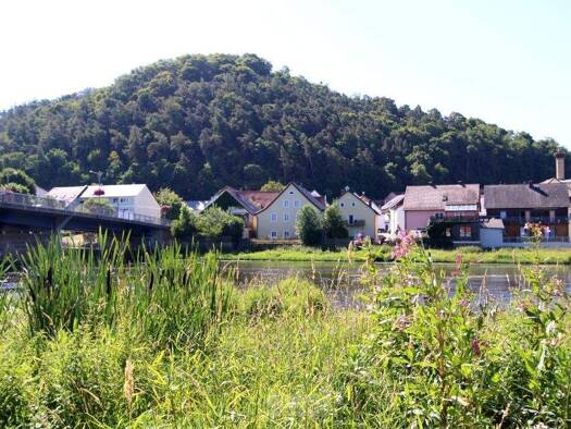 Mehrfamilienhaus zum Kauf 449.000 € 11 Zimmer 378 m² 385 m² Grundstück Regenstauf Regenstauf 93128